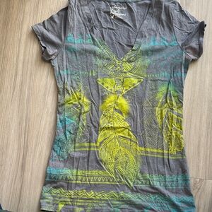 American Eagle Outfitters Gray Tee with Yellow and Green Feather Design